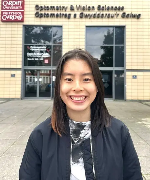 Claudia Gian Yong Shi