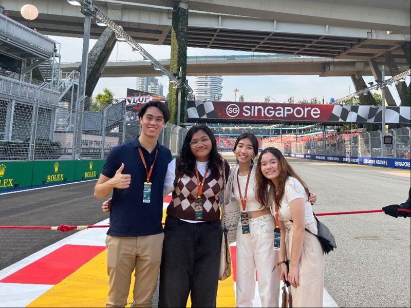 6 NP's BA students at F1