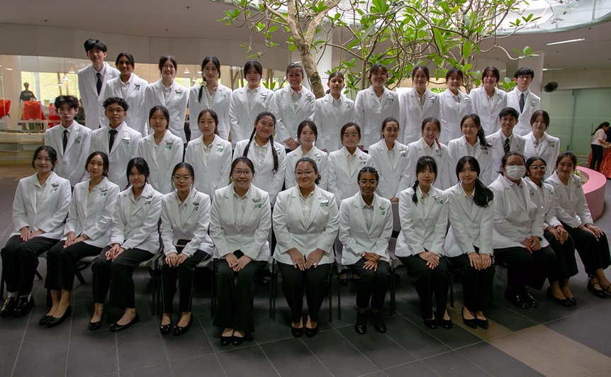 Optometry students at the 13th White Coat Ceremony